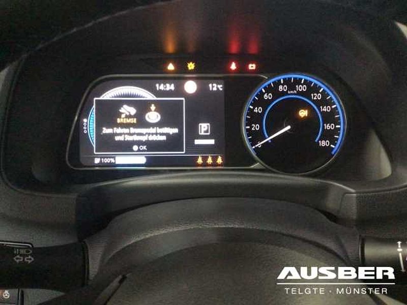 Nissan Leaf Tekna 40kWh LED WINTER ProPILOT-Park AVM