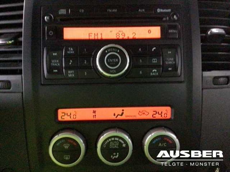 Nissan Pathfinder 2.5dCi XE DPF AHK 3to PolyureaBeschichtung Holzboden ATM bei 90767km